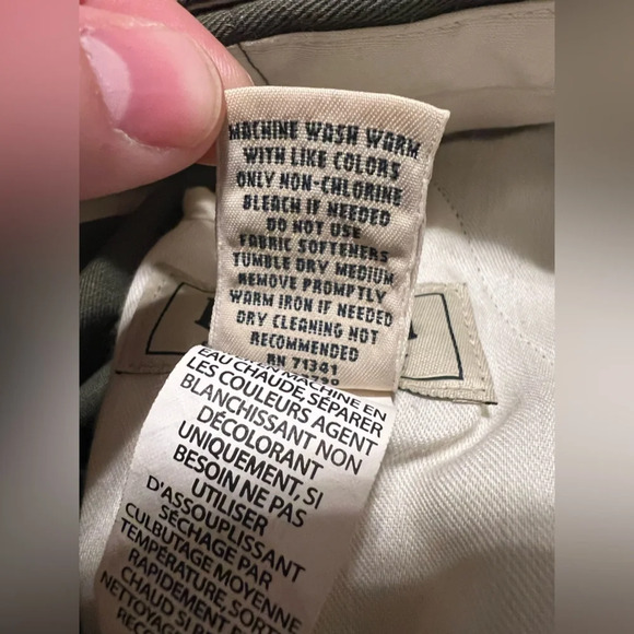 NWT LL Bean Men's Wrinkle-Free Chinos Hidden Comfort - Picture 8 of 8